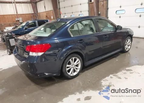 2013 Subaru Legacy 2.5I Limited z USA, uszkodzony, nr VIN 4S3BMBK6XD3021193